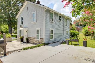 2 Mi to USC Campus Peaceful Apartment with Yard - West Columbia - 0