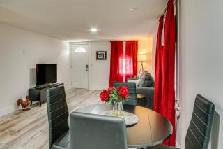 2 Mi to USC Campus Peaceful Apartment with Yard - 2