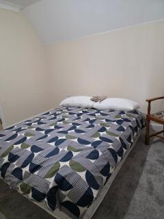 Stay Near Colchester town centre 2 - 3