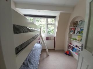 The Lodge - luxurious country stay with Hot tub, Games room and Gym - Canterbury - 5