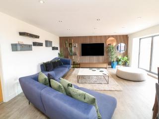 Hideaway - 4