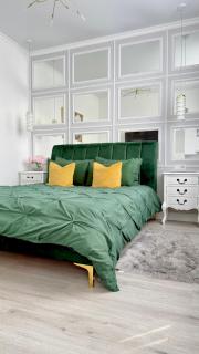 Luxury Emerald Apartments - Irpin - 0