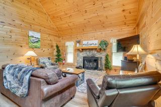 Private Hot Tub Lake Resort Cabin in Sevierville! - 9