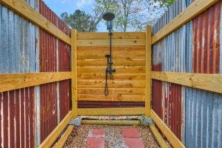 Cozy Nature Tiny House Near Lake Livingston - Coldspring - 2
