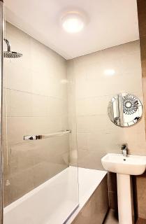 2 bedroom 3 mins walk tube - Hospital - Queen Mary Uni - Londra - 5