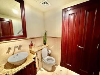 Only family Walking distance to Dubai Mall - 2