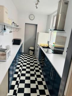 Entire 2 bedroom property on Mount castle Road, Leicester - 4