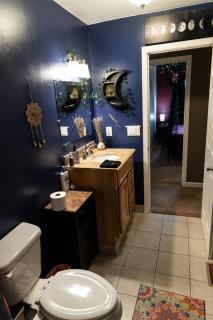 Near CMU and casino with Hot Tub, gym, fireplace - Mount Pleasant - 2