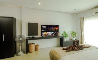 Sala Loft - Spacious King Bed - 4K SmartTV - 5