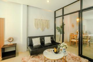 Sala Loft - Spacious King Bed - 4K SmartTV - 3