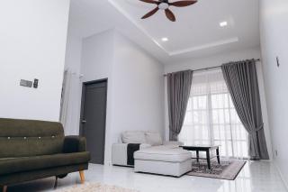Anjung Homestay & Event - Bukit Payong - 2