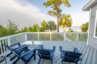 Coastal Bliss on Coffin Point - Beachfront Retreat - 7