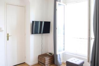Attractive fully-equipped apartment near Paris - 9