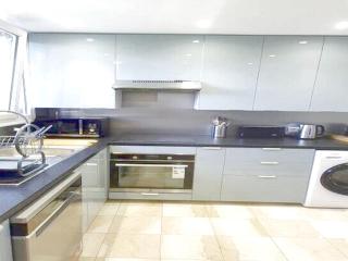 Apartment in Champigny-sur-Marne with kitchen and jetted bath - Champigny-sur-Marne - 8