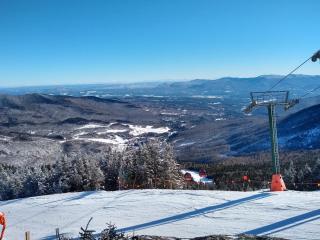 Sunny & Open 2 Bdrm - Close to Stowe Village, Shopping, Mtn Views! - Stowe - 9