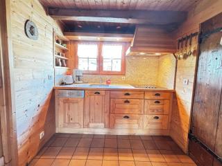 Chalet cosy savoyard, cœur de village, proche pistes - FR-1-505-221 - 1