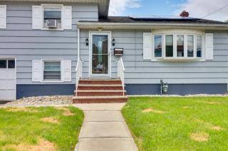 5 Mi to Dtwn Newark Hillside Vacation Rental - 8