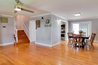 5 Mi to Dtwn Newark Hillside Vacation Rental - 5
