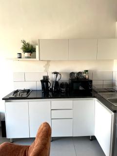 Cosy Home Away From Home - 7