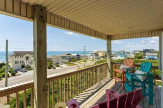 Ocean-View Pet-Friendly Beach Access Retreat - 4