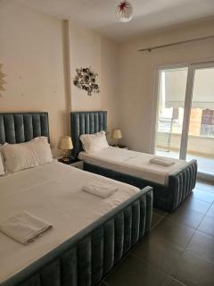 Lovely Apartment located in Vlora Lungomare - Vlora - 4
