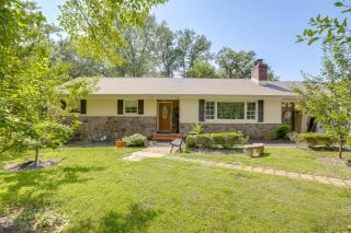 Walk to Restaurants New Hope Home with Deck and Yard! - 8