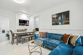 Modern 3BR Parking 15min NYC - 0