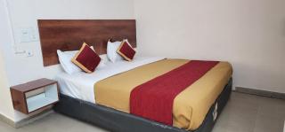 HOTEL SASHI GRANd - Vijayawāda - 2