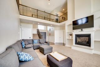 Backyard Oasis with Outdoor Kitchen! Moses Lake Home - 3