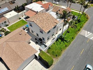 Cheerful 6-Bedroom Villa with Hot-tub - - 7