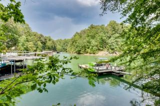 Dock and Hot Tub at Fair Play Hideaway! - Fair Play - 0