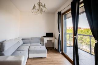 By The River Apartment - 2min to Market Square - Breslau - 6