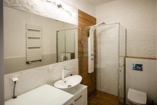By The River Apartment - 2min to Market Square - Breslau - 4