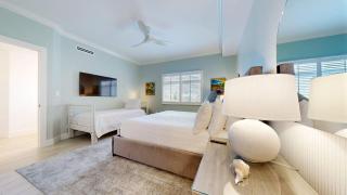 South Bay Beach Club #20 - 4 Bedroom 4 Bathroom Unit - 3