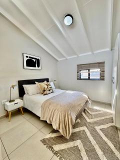 SoftPod Loft in Prime Location Fourways - Sandton - 8