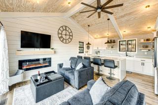 Canoes and Dock Waterfront Retreat on Lake Beulah! - 7