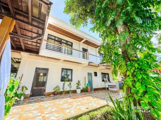 THE OASIS RESORT CondoBimbo 1-Big Room, Balcony, kitchen, Pool, Wifi, Videoke - 1