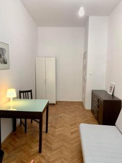 Enios Rooms ul Jana kochanowskiego 26 - 4