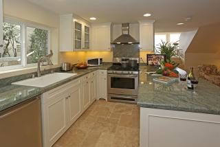 Seacliff Beach House by Paradise Retreats - 4