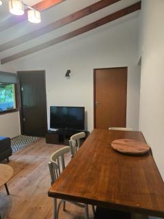 Aloha Summer Cottage - - 5