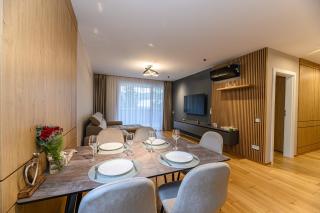B-Holiday Luxury Apartments Urban Plaza - 4