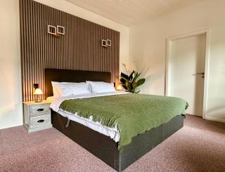 Hotel Zur Post Bergen by Rikas Hotels - 9