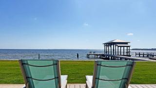 Hidden Gem with New Patio and Private Dock - 4