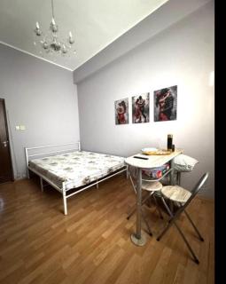 3 Rooms, Central - 1