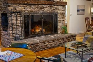 Warm Historic Mountain Cabin - 7