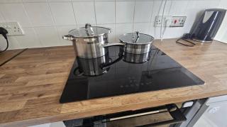 The Hilltop Flat near to central - 3