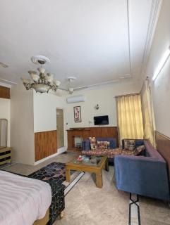 The Lodge Guest House B&B Islamabad - Islamabad - 2