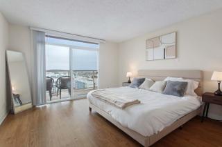 Marina Edge Bright 1BR 1BA Condo by the Beach - 7