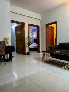 Luxurious 2 Bed Apartment - Islamabad - 8