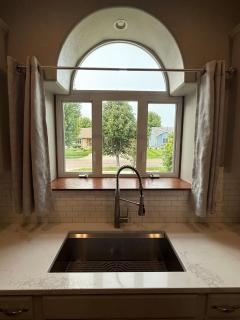 Relaxing Retreat with Cozy Patio - 8